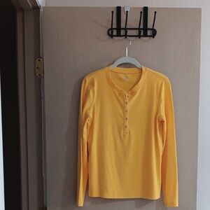 Long sleeve henley top